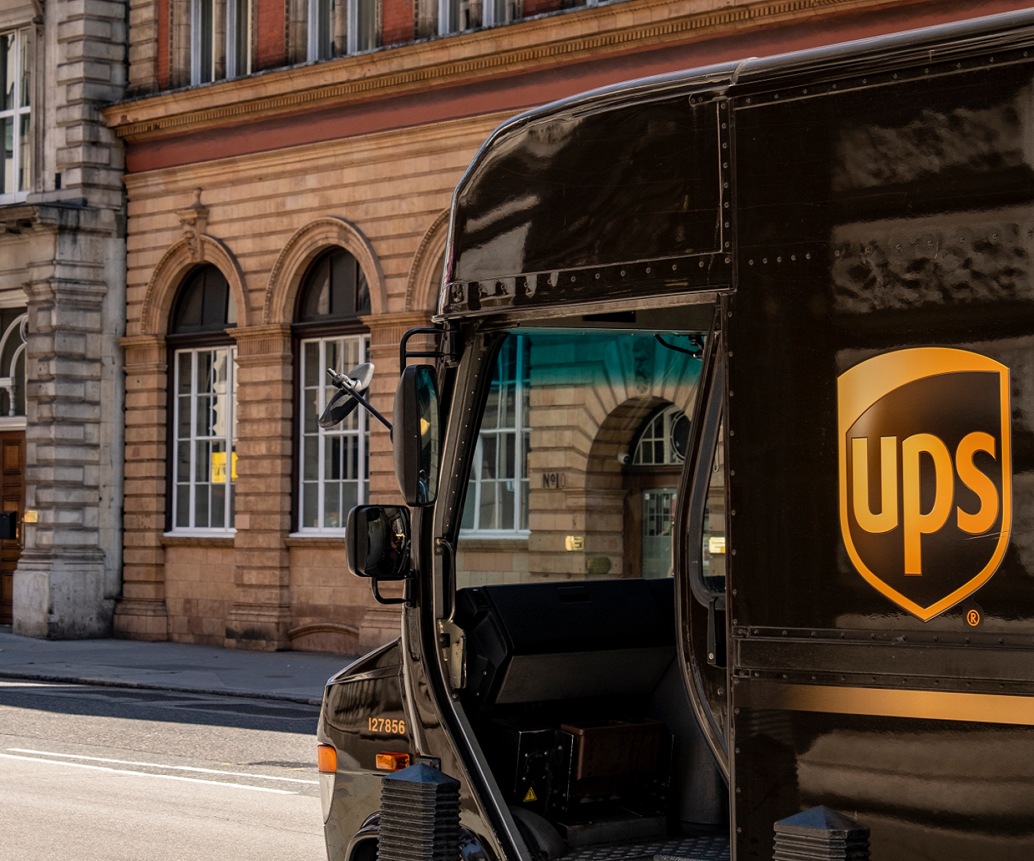 UPS Expressversand Produktion On Demand